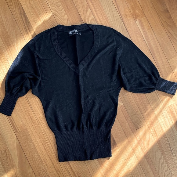 Batwing Top with sparkles ✨ - Picture 1 of 4